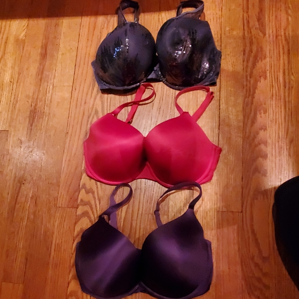 Size 36DD Victoria's Secret Bras